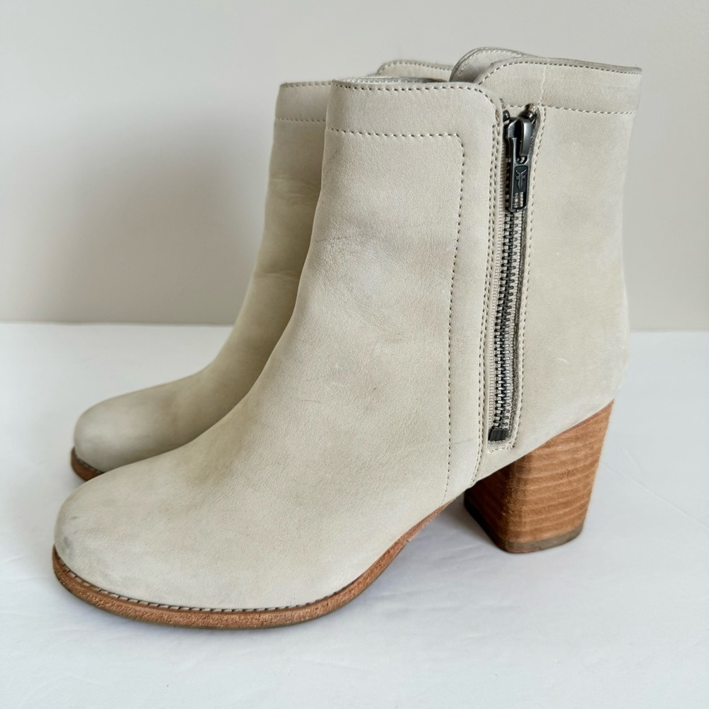 Frye Addie double zip ivory nubuck bootie size 7.5 - Picture 7 of 14